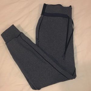 Lululemon jogger - midnight blue
